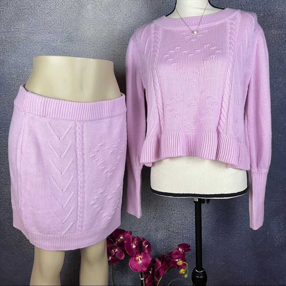 2 PIECE WINTER SKIRT SWEATER SET PALE PINK CABLE KNIT RUFFLES LG CRYSTAL DOLL